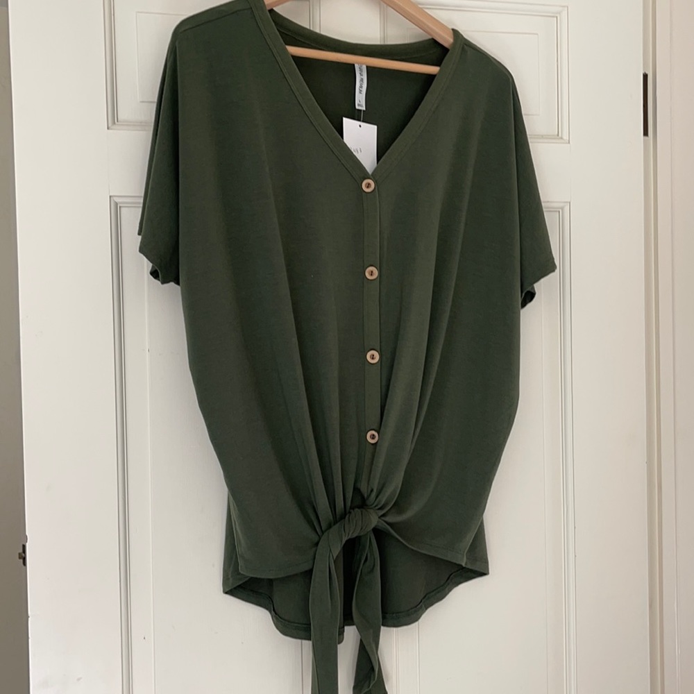 NWT boutique tee